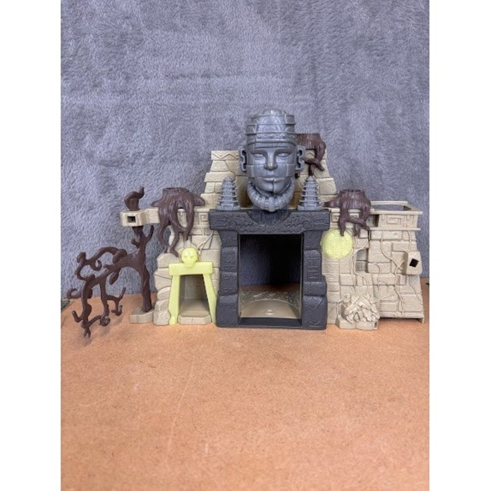 Animal Planet Giant Cobra Playset Chap Mei Ancient Jungle Temple Ruins Castle
